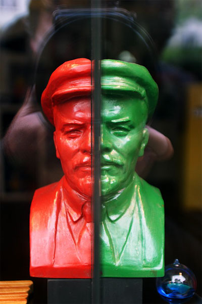 Цюрих. Из цикла «Ленин с Нами?». Фото: Александр Тягны-Рядно